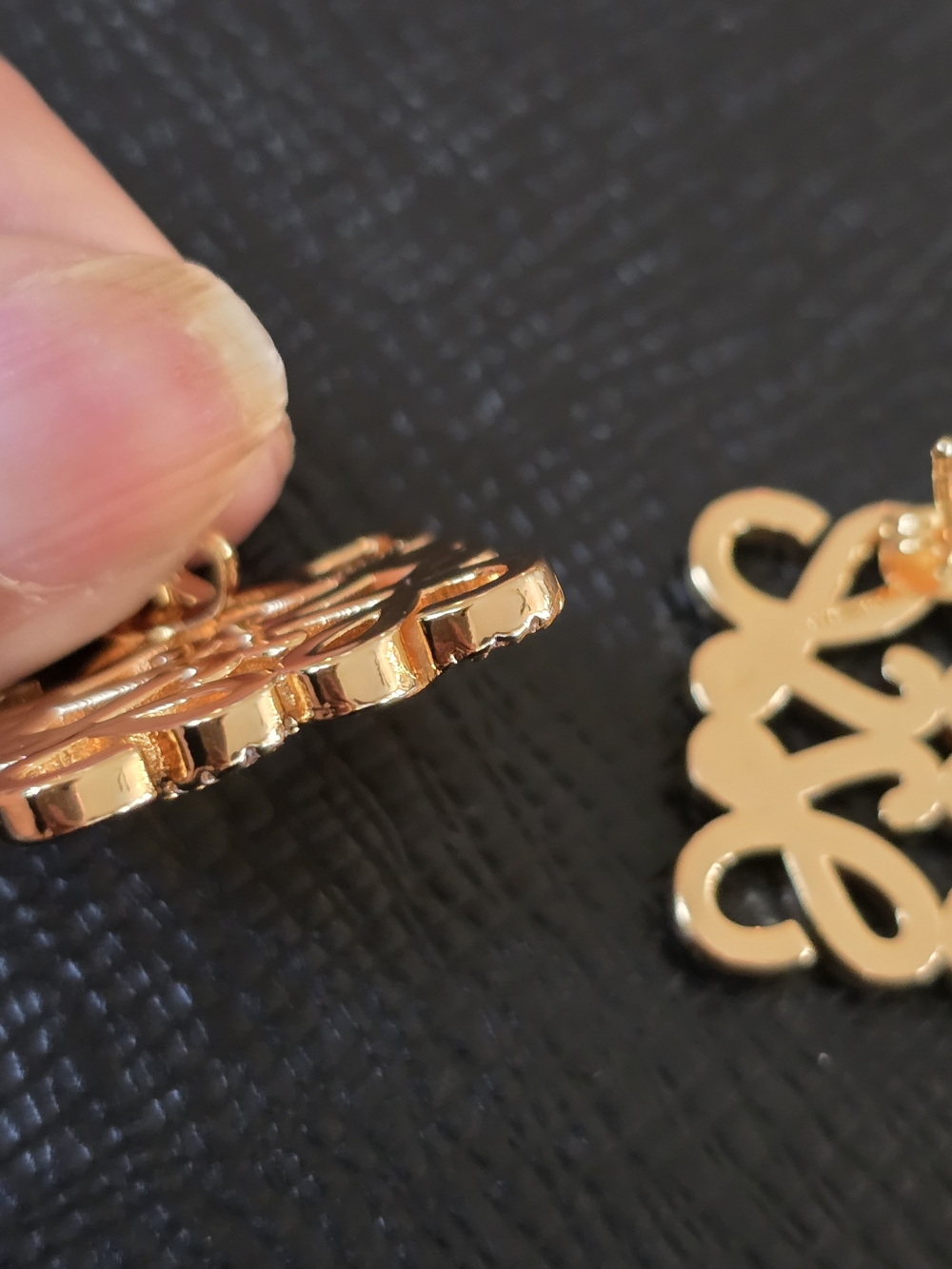 Loewe 18kgp Loewe Gold Crystal Filigree Earrings - Women Jewelry - Picture 7 of 10